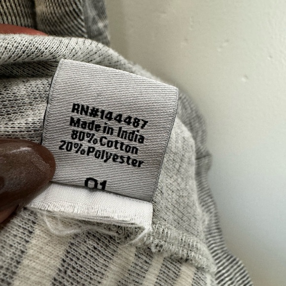 Men’s native code sweater size M - Picture 3 of 5